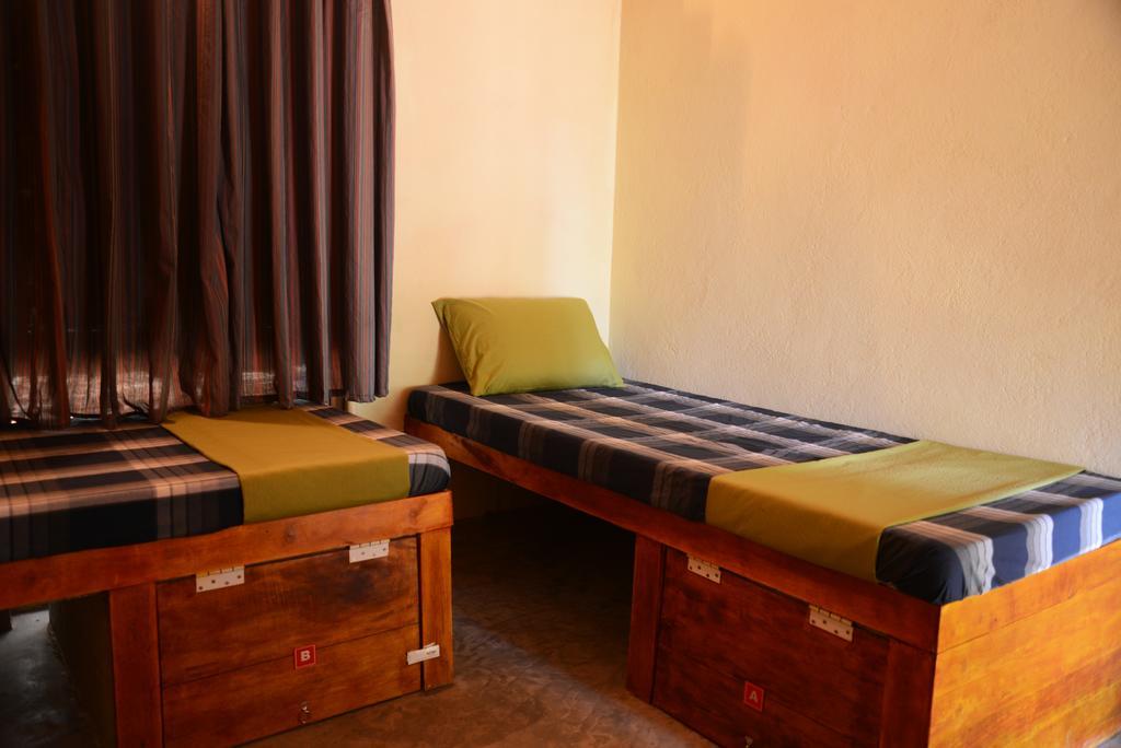 Jungle Beach Hostel Unawatuna Cameră foto